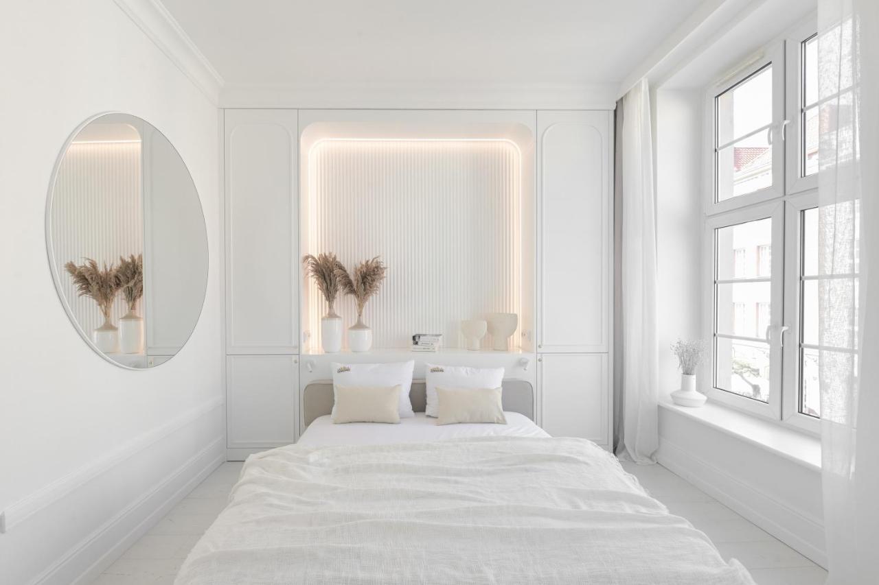 Old Town Pure White By Downtown Apartments غدانسك المظهر الخارجي الصورة